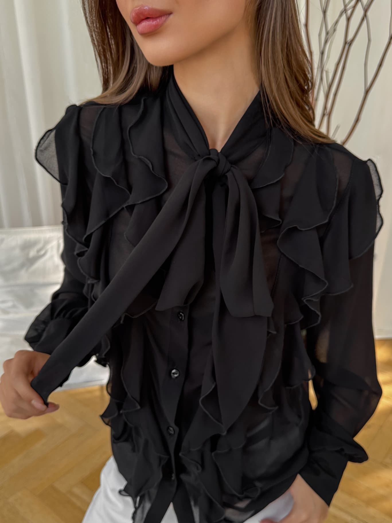 Блузка шифоновая с воланами нарядная - 1