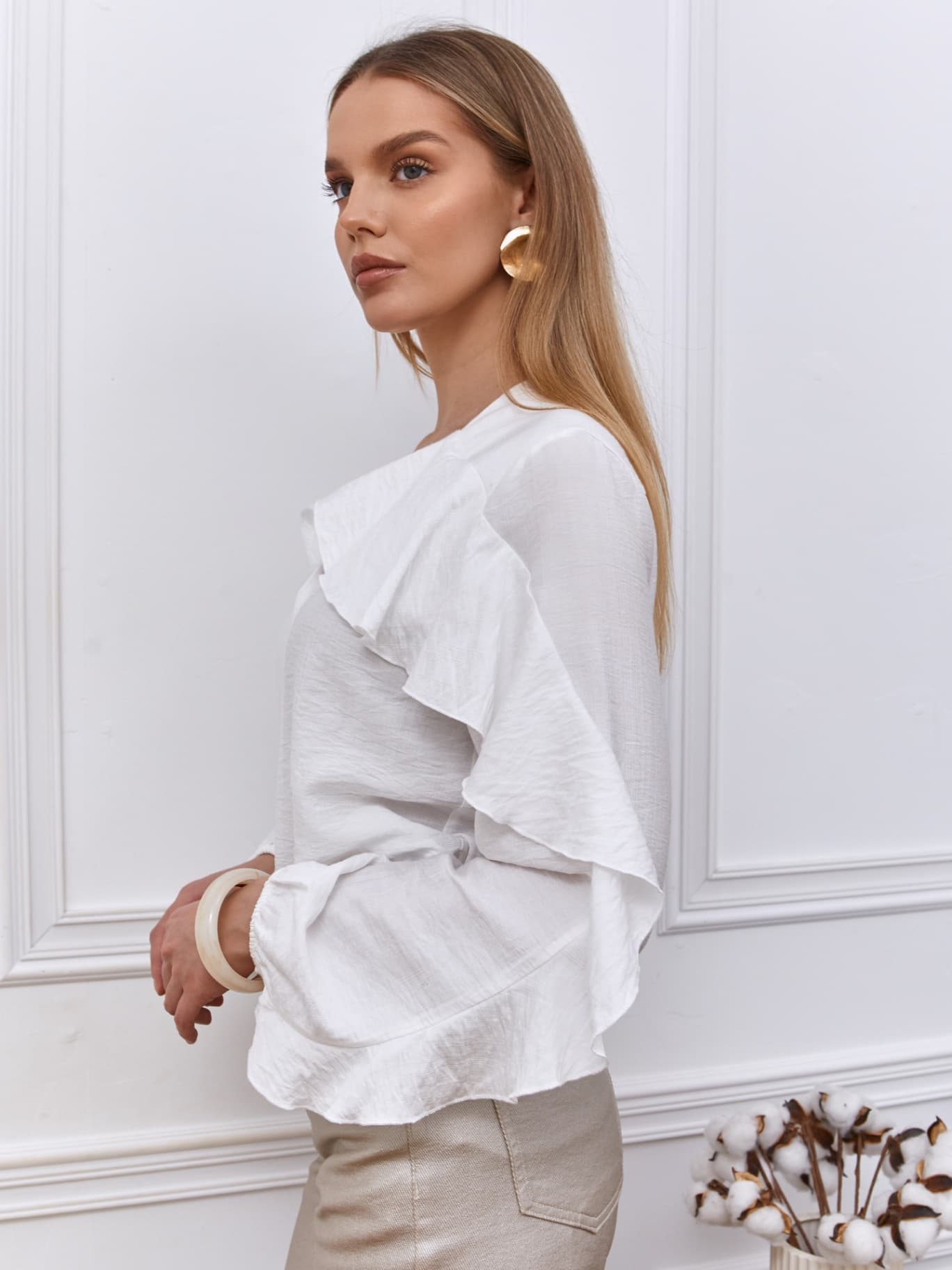 Блузка с воланами нарядная — 7