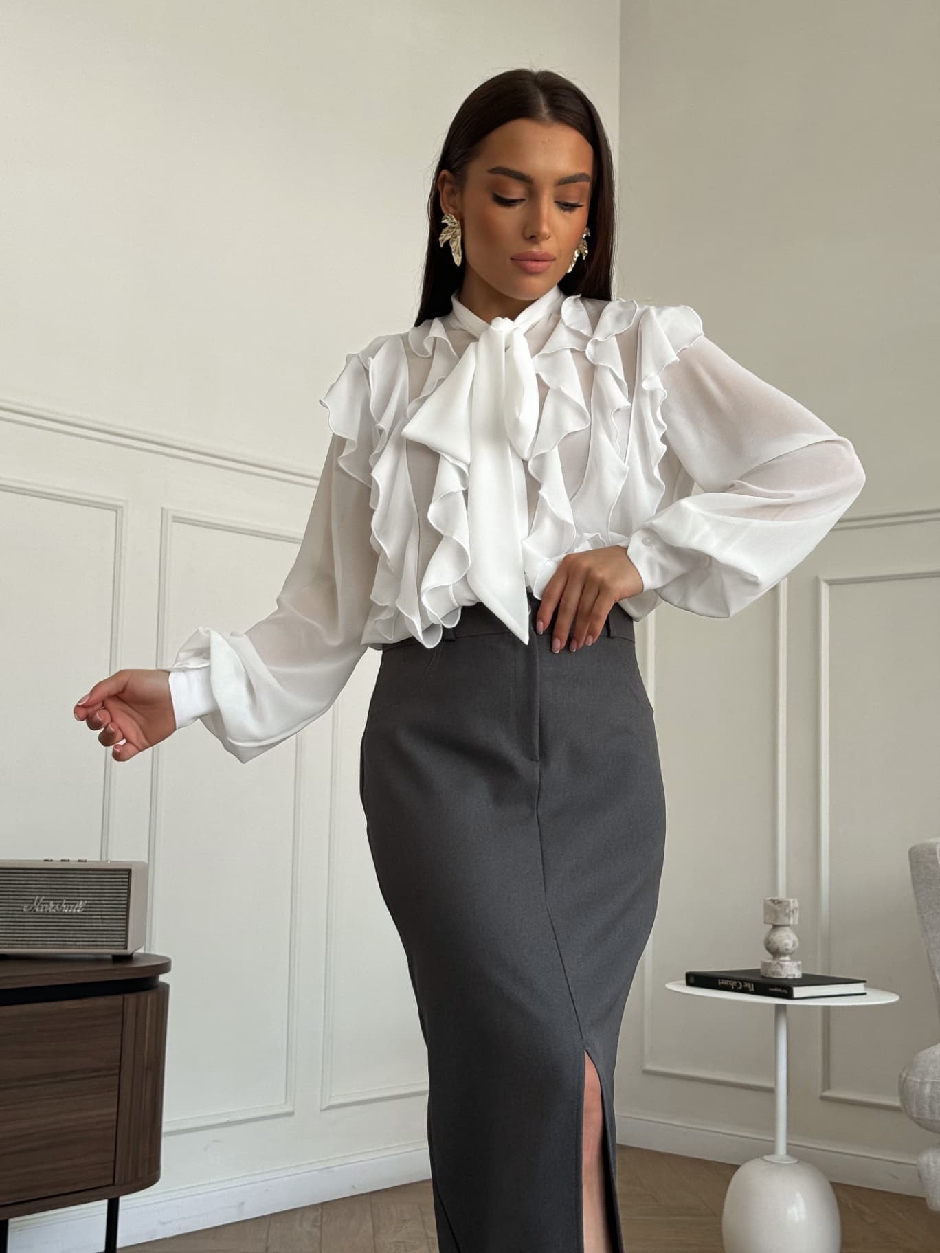 Блузка шифоновая с воланами праздничная - image 2