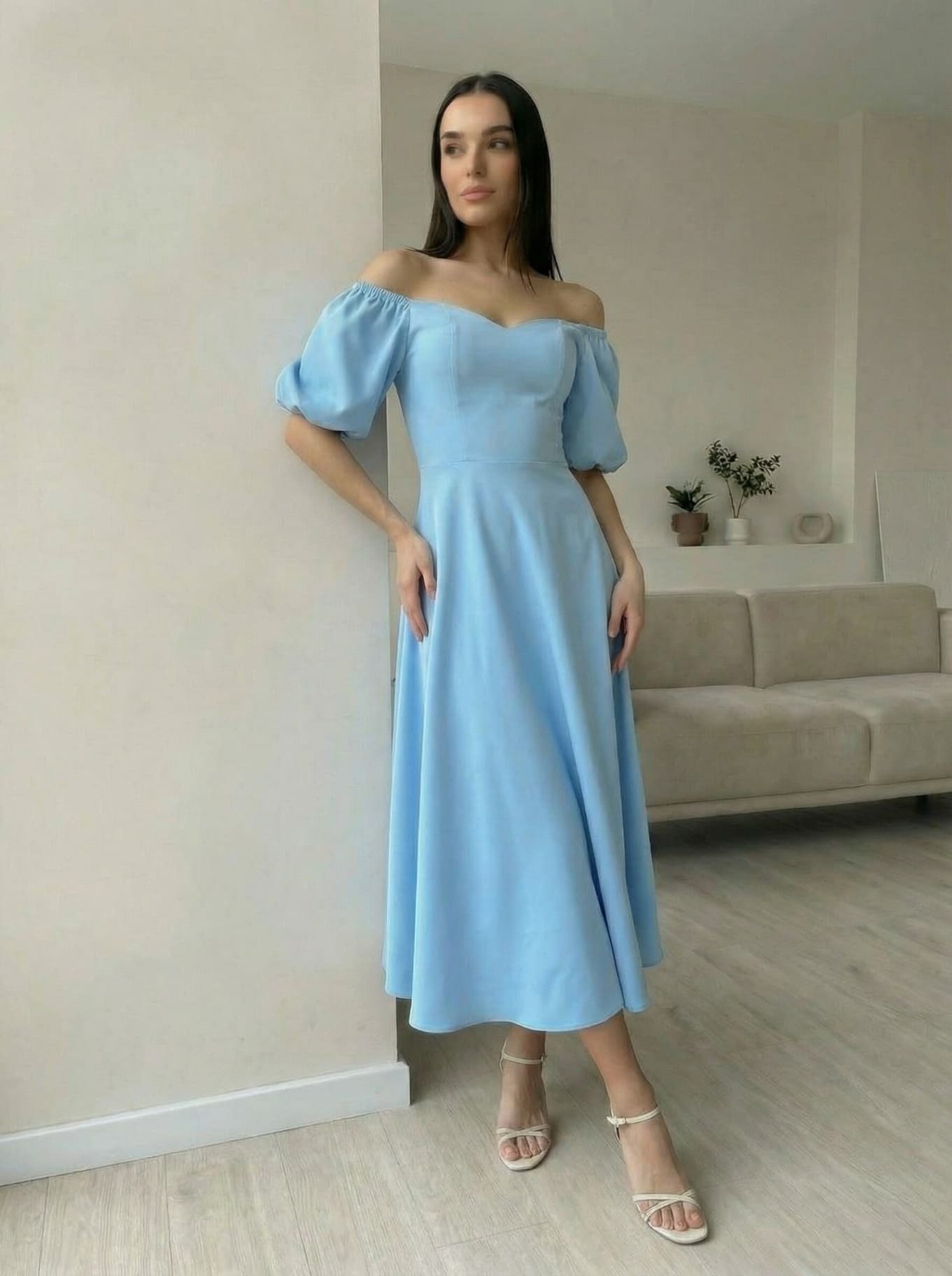 Платье вечернее миди со спущенными плечами с чашечками — 5