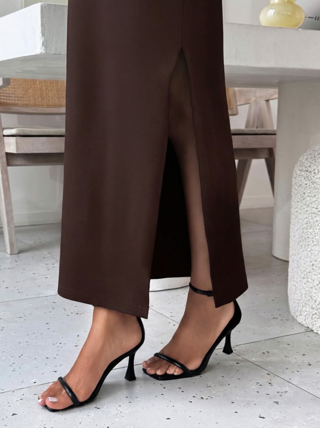 Платье кружевное с разрезом миди вечернее - image 4