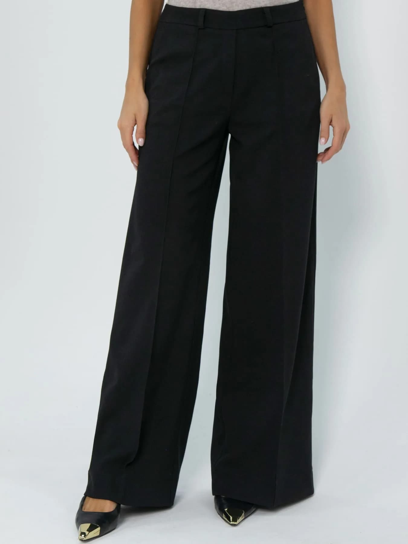 Брюки Классика жанра (черные) — photo 3 — Լուսանկար 3 / 9